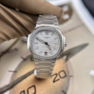 Đồng Hồ Patek Philippe Nautilus 7118 Replica 11 Nữ Đính Đá Mặt Trắng (1)