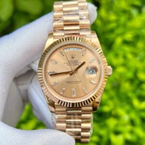 Đồng Hồ Rolex Day-Date 228235 Mặt Hồng Cọc Số Đính Đá GM Factory 40mm