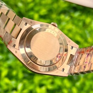 Đồng Hồ Rolex Day-Date 228235 Mặt Hồng Cọc Số Đính Đá GM Factory 40mm