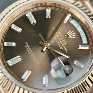 Đồng Hồ Rolex Day-Date 228235 Replica 11 Mặt Số Chocolate GMF 40mm (1)