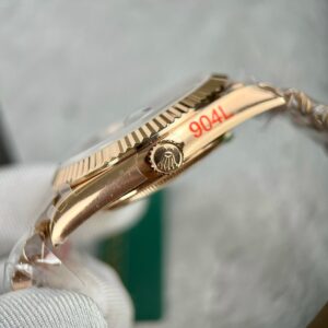 Đồng Hồ Rolex Day-Date 228235 Replica 11 Mặt Số Chocolate GMF 40mm (1)