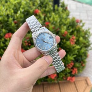 Đồng Hồ Rolex Day-Date Ice Blue Đính Đá Baguette EW 40mm (1)