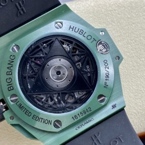 Đồng Hồ Hublot Big Bang Sang Bleu II Ceramic Màu Xanh Lá Cây 44mm (4)