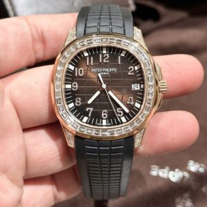 Đồng Hồ Patek Philippe Aquanaut 5167R Vàng Khối 18K Kim Cương Tự Nhiên 40mm (2)