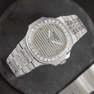 Đồng Hồ Patek Philippe Nautilus 5719 Replica 11 Đính Full Đá (12)