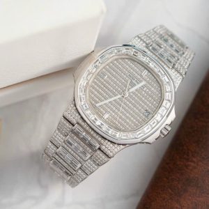 Đồng Hồ Patek Philippe Nautilus 5719 Replica 11 Đính Full Đá (12)