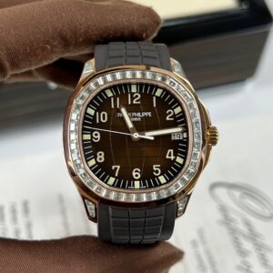 Đồng Hồ Chế Tác Patek Philippe Aquanaut 5167R Bọc Vàng Độ Moissanite 40mm (10)