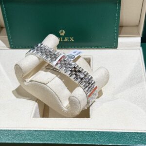 Đồng Hồ Nữ Rolex DateJust Độ Kim Cương Moissanite Mặt Số Hồng 31mm (4)