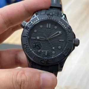 Đồng Hồ Omega Seamaster Vỏ Gốm Đen Dây Cao Su VS Factory 42mm