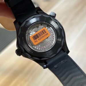 Đồng Hồ Omega Seamaster Vỏ Gốm Đen Dây Cao Su VS Factory 42mm