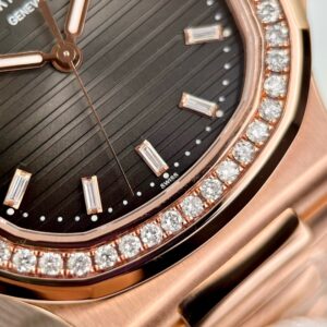 Đồng Hồ Patek Philippe Độ Kim Cương Tự Nhiên