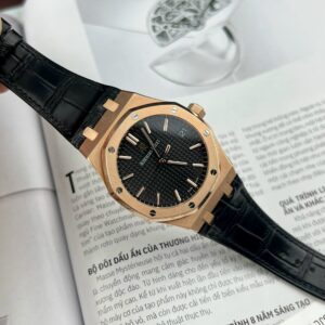 Đồng Hồ Audemars Piguet Royal Oak 15500OR Bọc Vàng Hồng Dây Da Đen 41mm (9)