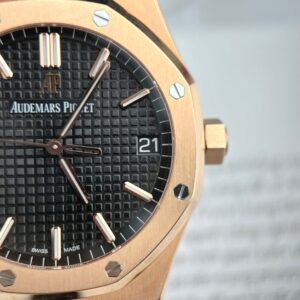 Đồng Hồ Audemars Piguet Royal Oak 15500OR Bọc Vàng Hồng Dây Da Đen 41mm (9)