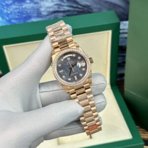 Đồng Hồ Nam Rolex Day-Date Mặt Xà Cừ Tím Fake 11 BP Factory 40mm (5)