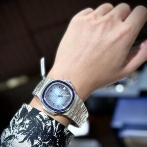 Đồng Hồ Patek Philippe Nautilus 5723 Replica 11 Đính Đá Sapphire Xanh 40mm (1)