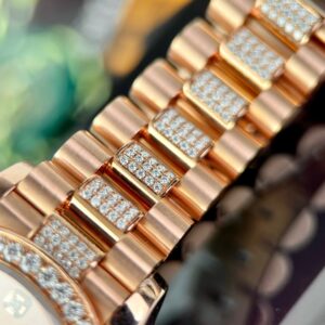 Đồng Hồ Rolex DateJust Bọc Vàng Đính Moissanite Mặt Chocolate 31mm (10)