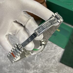 Đồng Hồ Rolex Day-Date 228236 Mặt Số Đính Đá Rep 11 V2 GM Factory 40mm (2)
