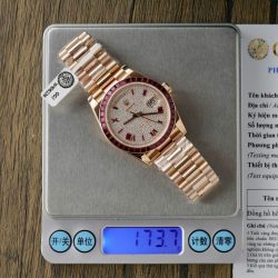 Đồng Hồ Rolex Day-Date Độ Đá Ruby Đỏ Baguette Moissanite GM Factory 40mm (2)