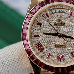 Đồng Hồ Rolex Day-Date Độ Đá Ruby Đỏ Baguette Moissanite GM Factory 40mm (2)