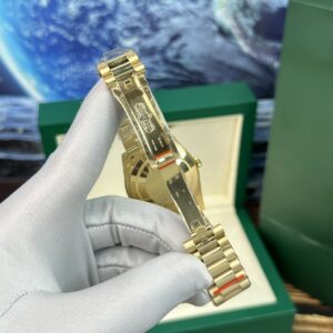 Đồng Hồ Rolex Day-Date Fake 11 Mặt Xà Cừ Đính Đá Nhà Máy BP 40mm