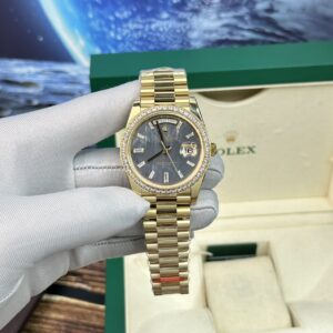 Đồng Hồ Rolex Day-Date Fake 11 Mặt Xà Cừ Đính Đá Nhà Máy BP 40mm