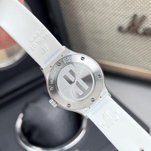 Đồng Hồ Hublot Nữ Full Kim Cương Moissanite Siêu Cấp Màu Trắng 33mm (1)