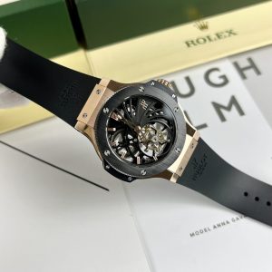 Những Lưu Ý Khi Mua Đồng Hồ Hublot Replica 11 (2)