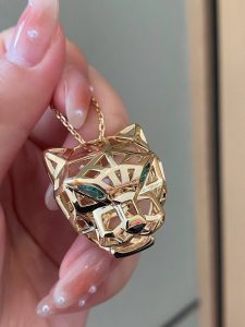 Thương hiệu trang sức cao cấp phù hợp với xu hướng của Google