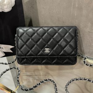 Túi Đeo Chéo Chanel Caviar Tiny CC Wallet on Chain WOC Khóa Bạc 19cm (2)