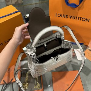 Túi Louis Vuitton Capucines Cá Sấu Bạch Tạng Like Auth 27cm