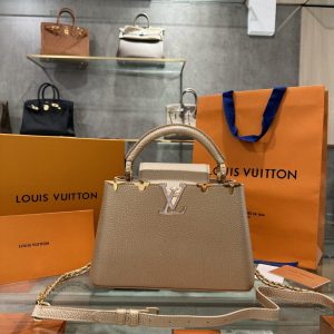 Túi Louis Vuitton LV Capuchines Da Taurillon Like Auth 27cm (9)