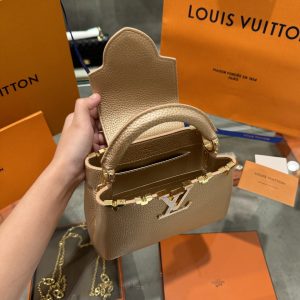 Túi Xách Louis Vuitton LV Capucines Màu Nhạt Siêu Cấp 21x14x8cm (1)