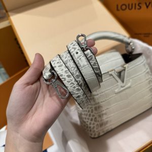 Túi Xách Louis Vuitton LV Capucines Vân Da Cá Sấu (6)