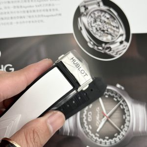 Đồng Hồ Hublot Big Bang Sang Bleu II Titanium Màu Trắng Blue BBF 45mm (1)