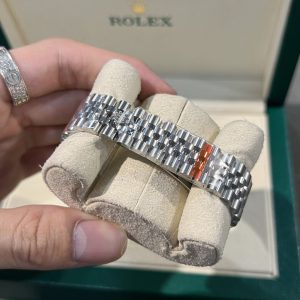 Đồng Hồ Nữ Đính Đá Rolex DateJust Super Fake Cọc Số La Mã 31mm (2)