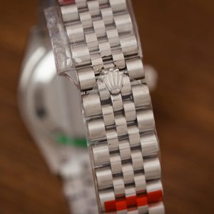 Đồng Hồ Rolex DateJust Nữ Đính Đá Mặt Xanh Blue Máy Thuỵ Sỹ 31mm (1)