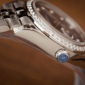 Đồng Hồ Rolex DateJust Nữ Đính Đá Mặt Xanh Blue Máy Thuỵ Sỹ 31mm (1)