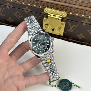 Đồng Hồ Rolex Rep 1:1 Sky Dweller 336934 Mặt Xanh Lá Dây Jubilee 42mm