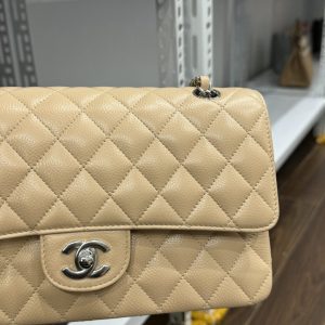 Túi Xách Nữ Chanel Classic Like Auth Màu Be Khoá Bạc 25cm (2)