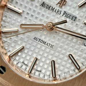 Đồng Hồ Audemars Piguet Chế Tác Royal Oak 15450 Mặt Trắng IP Factory 37mm (1)