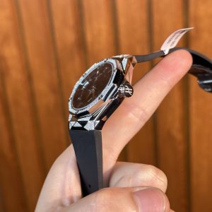 Đồng Hồ Hublot Orlinski Độ Kim Cương Moissanite Demi Màu Đen 40mm (1)