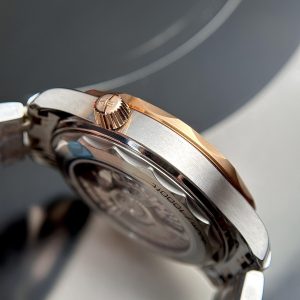 Đồng Hồ Omega Seamaster Demi Vàng Hồng Mặt Xanh Dương VSF 42mm (5)