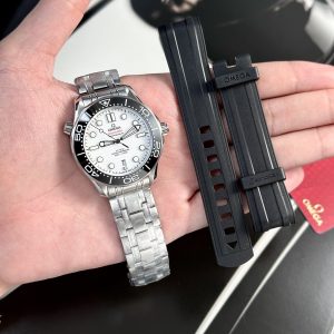 Đồng Hồ Omega Seamaster Nam Rep 11 Cao Cấp Nhất Nhà Máy VS 42mm (1)