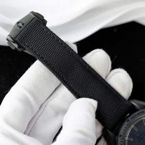 Đồng Hồ Omega SpeedMaster Dark Side Of The Moon Vỏ Gốm Rep 11 Cao Cấp Nhất 44mm (4)