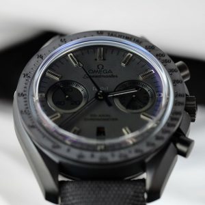 Đồng Hồ Omega SpeedMaster Dark Side Of The Moon Vỏ Gốm Rep 11 Cao Cấp Nhất 44mm (4)