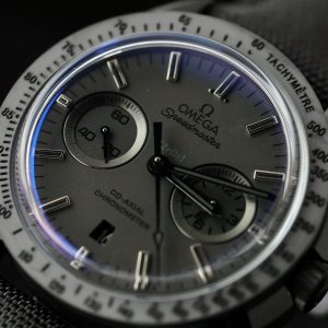 Đồng Hồ Omega SpeedMaster Dark Side Of The Moon Vỏ Gốm Rep 11 Cao Cấp Nhất 44mm (4)