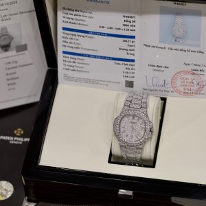 Đồng Hồ Patek Philippe Nautilus 5719 Đính Full Kim Cương Nhân Tạo Moissanite 40mm (1)