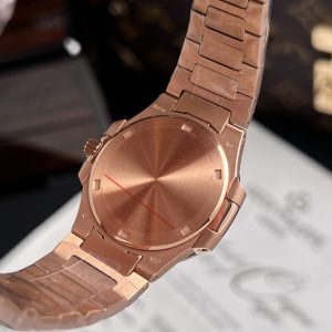 Đồng Hồ Patek Philippe Nautilus 7010 Replica 11 Nữ Mặt Trắng GR Factory 32mm (2)