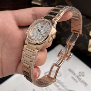 Đồng Hồ Patek Philippe Nautilus 7010 Replica 11 Nữ Mặt Trắng GR Factory 32mm (2)