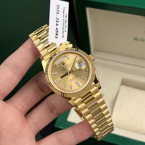 Đồng Hồ Rolex Chế Tác Day-Date Cọc Số Đá Baguette Bọc Vàng Thật Trọng Lượng 177gram GM Factory 40mm (1)